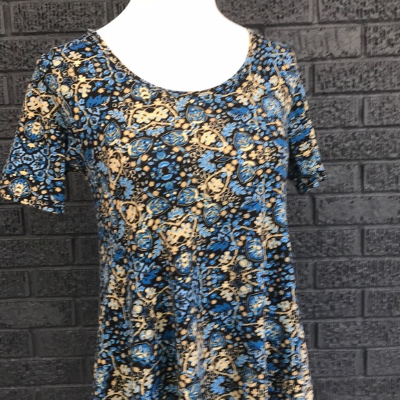 Lularoe Perfect Tee Tunic Sz XXS so flattering! - Picture 2 of 3